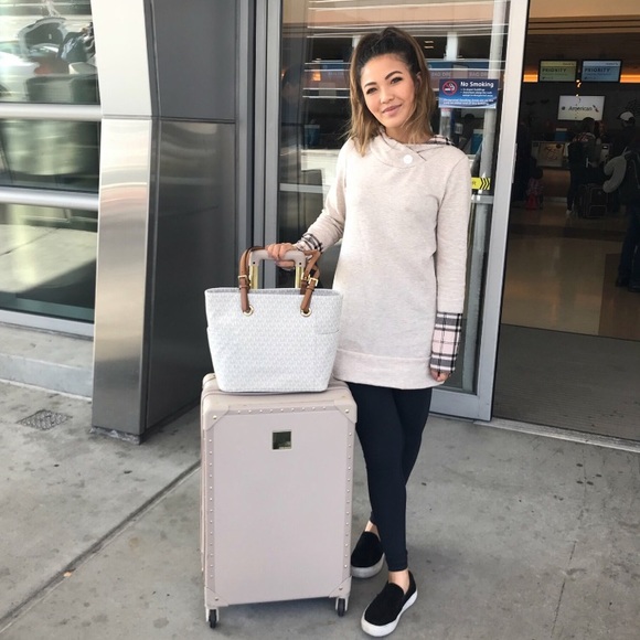 Michael Kors Tote - Picture 7 of 8